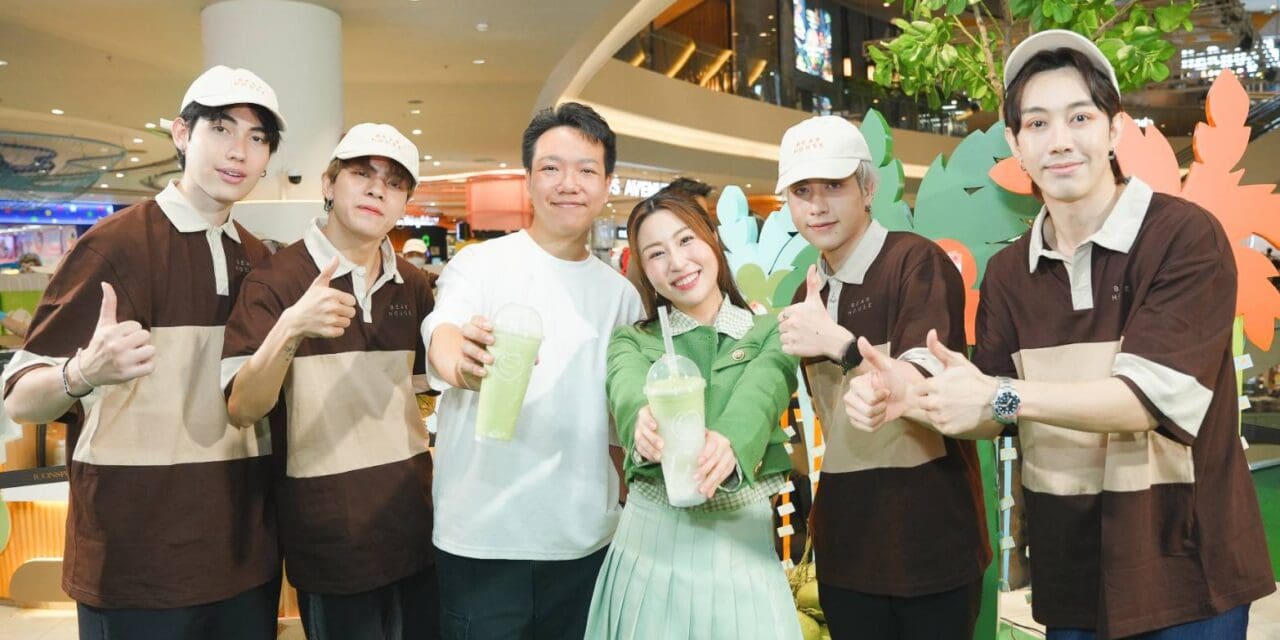 BEARHOUSE ทำถึง! ปล่อยเมนูใหม่ดับร้อนต้อนรับ Summer  เปิดตัวเครื่องดื่ม “มะพร้าวหอมปั่นนุ่มมัทฉะ” ยิ่งใหญ่กลางไอคอนสยาม
