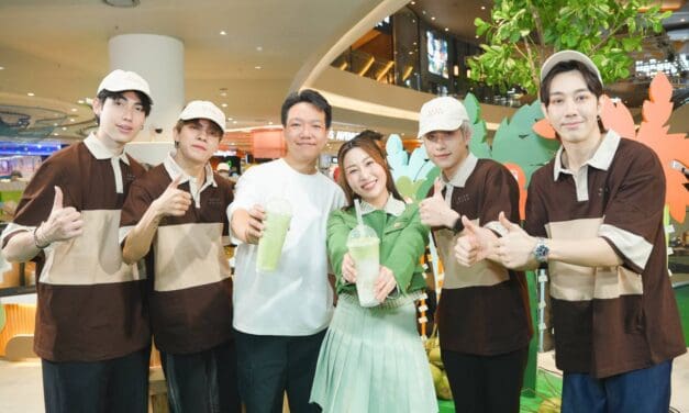BEARHOUSE ทำถึง! ปล่อยเมนูใหม่ดับร้อนต้อนรับ Summer  เปิดตัวเครื่องดื่ม “มะพร้าวหอมปั่นนุ่มมัทฉะ” ยิ่งใหญ่กลางไอคอนสยาม