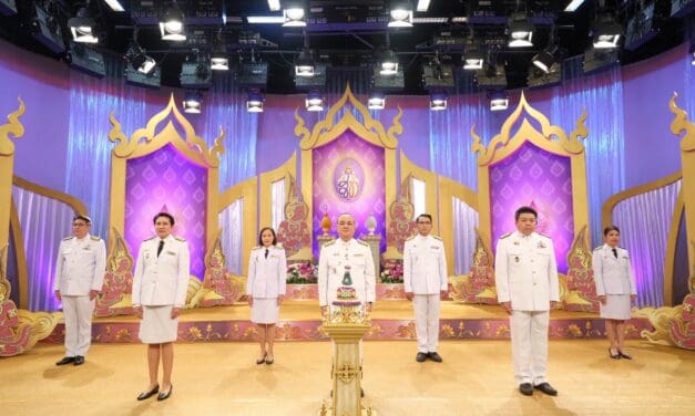 เลขาธิการ คปภ. นำคณะผู้บริหาร สำนักงาน คปภ. บันทึกเทปถวายพระพรชัยมงคลสมเด็จพระนางเจ้าสุทิดา พัชรสุธาพิมลลักษณ พระบรมราชินี