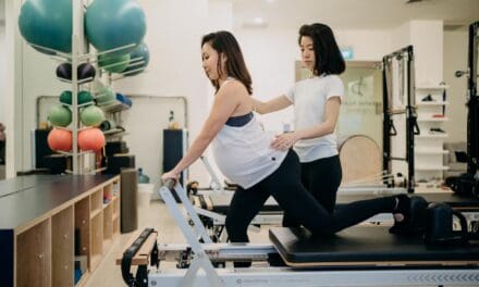 Prenatal Pilates ที่ Breathe Pilates: เสริมสร้างความแข็งแรง ความยืดหยุ่น และสุขภาพที่ดีสำหรับว่าที่คุณแม่