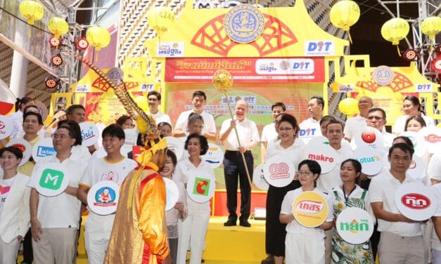 “พิชัย” จัด “ลดราคาสินค้าในเทศกาลกินเจ อิ่มบุญราคาประหยัด ย้ำ “ห้ามขาด ห้ามแพง” คาดลดค่าครองชีพประชาชนได้ถึง 750 ลบ. กระตุ้นเศรษฐกิจ 2,250 ลบ.
