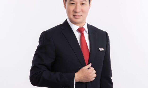 คณะกรรมการ บริษัท ไปรษณีย์ไทย จำกัด มีมติต่อสัญญาจ้าง “ดร.ดนันท์ สุภัทรพันธุ์” ให้ดำรงตำแหน่งกรรมการผู้จัดการใหญ่ บริษัท ไปรษณีย์ไทย จำกัด ต่ออีก 4 ปี  