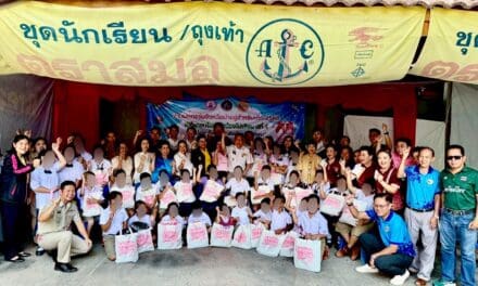 พม.หนึ่งเดียวจังหวัดแพร่ เปิดมหกรรมจังหวัดน่าอยู่สำหรับเด็ก “จูงน้องช็อปปิ้ง ส่งน้องไปเรียน”