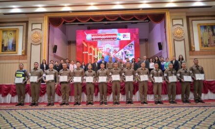 พิธีมอบรางวัล “สุภาพบุรุษจราจร ประชาชนสัญจรปลอดภัย” ปี 2567 (ครั้งที่ 2)  และแถลงข่าวเปิดโครงการ ปี 2568 ต่อเนื่องปีที่ 3