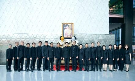 MEA ร่วมลงนามถวายความอาลัย สมเด็จพระนางเจ้าสิริกิติ์ พระบรมราชินีนาถ พระบรมราชชนนีพันปีหลวง