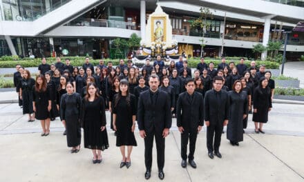 ศูนย์การค้าเมกาบางนา ร่วมถวายความอาลัยแด่  สมเด็จพระนางเจ้าสิริกิติ์ พระบรมราชินีนาถ พระบรมราชชนนีพันปีหลวง