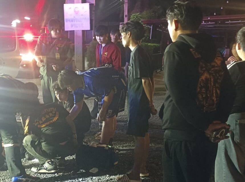 นาทีชีวิต! วิศวกร “คนดีซีพีแรม” ปั๊มหัวใจหนุ่มมอเตอร์ไซค์คว่ำ สร้างปาฏิหาริย์อีกครั้ง  เพราะเหตุการณ์ไม่คาดฝันสามารถเกิดขึ้นได้ทุกเสี้ยววินาที และบ่อยครั้ง จุดเปลี่ยนระหว่างความเป็นความตายขึ้นอยู่กับการลงมือช่วยเหลืออย่างไม่ลังเล!