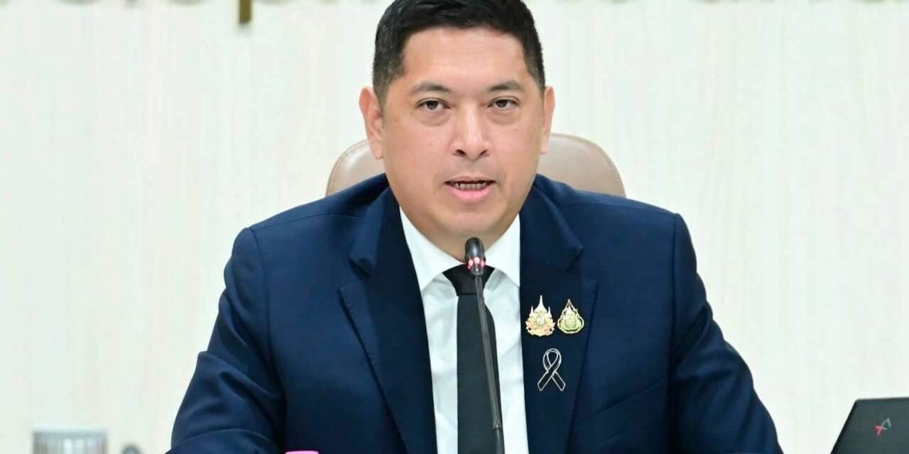 “นิกร โสมกลาง” รมว.พม. ส่ง “ชนก” นำทีม ลงพื้นที่ด่วน สั่ง พม. จับมือ สธ. เร่งตรวจสอบศูนย์ดูแลผู้สูงอายุคล้ายกรงขัง พร้อมวางมาตรการระยะสั้น–ระยะยาว ย้ำ “คุ้มครองผู้สูงอายุ–ยกระดับมาตรฐานทั้งระบบ”