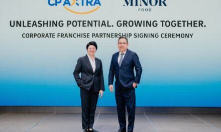 ซีพี แอ็กซ์ตร้า จับมือ ไมเนอร์ ฟู้ด เปิดตัว Corporate Franchisee Model ครั้งแรก  ผนึกกำลังขับเคลื่อน Happy & Healthy Mall สู่การเป็น Food & Lifestyle Destination