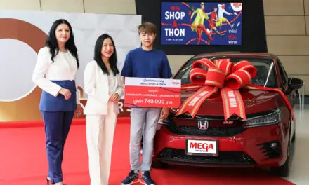 เมกาบางนา แจกจัดหนัก มอบรางวัลรถยนต์ให้นักช้อปตัวจริง  จากแคมเปญ  MEGA SHOP-A-THON