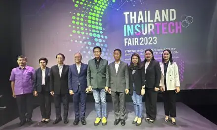 คปภ. ปลื้มงาน TIF 2023 ประสบความสำเร็จอย่างงดงาม มีผู้เข้าร่วมกว่าสองแสนคน  ยอดซื้อประกันภัยในงานทะลุกว่าหนึ่งพันล้านบาท ตั้งเป้ายกระดับสู่งานระดับระหว่างประเทศ ช่วยสร้างไทยเป็นสตาร์ทอัพฮับทางด้าน InsurTech ของภูมิภาคอาเซียนในอนาคตอันใกล้