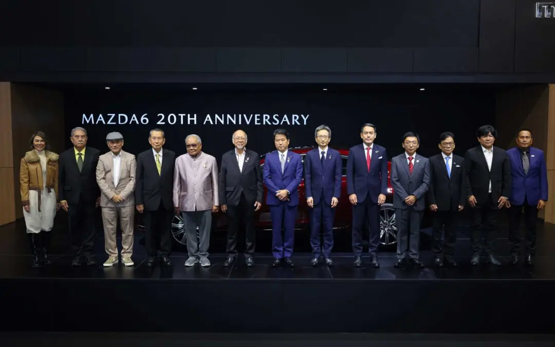 บูธมาสด้าสุดคึกคักประชาชนหลั่งไหลชม Mazda6 รุ่นพิเศษ  พร้อมสัมผัสรถยนต์มาสด้าครบทุกรุ่นรับโปรโมชั่นสุดคุ้มส่งท้ายปี