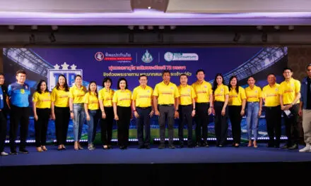 ทิพยประกันภัย ร่วมกับ กทม.และ สมาคมกีฬาแห่งกรุงเทพฯ เตรียมระเบิดศึกฟาดแข้งสุดยิ่งใหญ่แห่งปี   ‘ฟุตบอลอาวุโสเฉลิมพระเกียรติ 72 พรรษา ชิงถ้วยพระราชทานฯ’