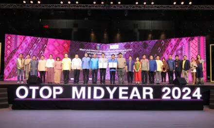 พช.จับมือไปรษณีย์ไทย เดินหน้าบริการจัดส่งผลิตภัณฑ์ OTOP อัตราพิเศษ   หวังลดต้นทุนการขนส่งช่วยผู้ผลิต ผู้ประกอบการ OTOP