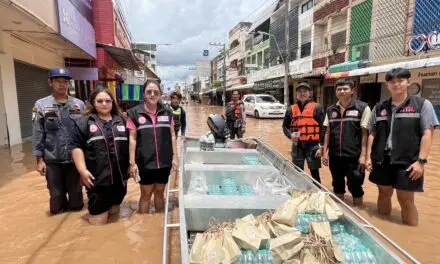 ทีม พม.หนึ่งเดียวจังหวัดแพร่ เร่งเข้าช่วยเหลือผู้ประสบอุทกภัยในพื้นที่