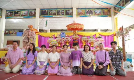 บ้านคู่บุญครีเอชั่น รีจูเน่คอลลาเจน และ คณะสื่อมวลชน พร้อมด้วยชาวบ้านร่วมทำนุบำรุงศาสนา จัดกฐินสามัคคี วัดห้วยติ่งธารทอง จ.สุโขทัย
