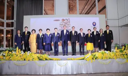 มูลนิธิอาสาเพื่อนพึ่ง (ภาฯ) ยามยาก สภากาชาดไทยเชิญชวนเที่ยวงาน   เพื่อนพึ่ง (ภาฯ) เฉลิมพระเกียรติพระบาทสมเด็จพระเจ้าอยู่หัว   ทรงเจริญพระชนมพรรษา 72 พรรษา  “๑๐ ทศมราชา สายธารพระเมตตาสู่แผ่นดิน เพื่อนพึ่ง (ภาฯ) 2567”  5 – 10 ธันวาคม 2567 ณ ศูนย์การค้าเอ็มสเฟียร์
