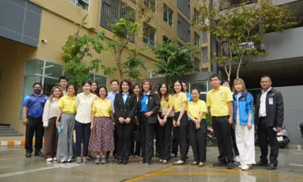 การเคหะแห่งชาติให้การต้อนรับ สบน. ลงพื้นที่โครงการฟื้นฟูเมืองชุมชนดินแดง ระยะที่ 2 อาคาร D1