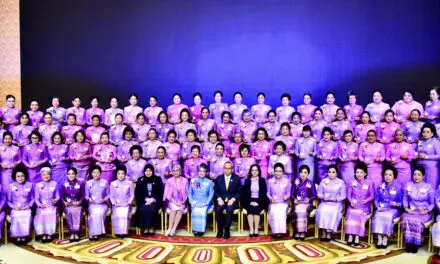 พม. ร่วมกับสภาสมาคมสตรีแห่งชาติฯ มอบโล่เชิดชูเกียรติสตรีไทยดีเด่น ประจำปี 2568 