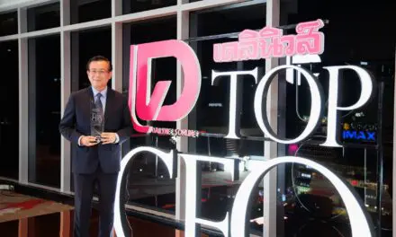 ทิพยประกันภัยปลื้ม! ดร.สมพร สืบถวิลกุล คว้ารางวัลอันทรงเกียรติ “DAILYNEWS TOP CEO 2025” ตอกย้ำความเป็นผู้นำธุรกิจประกันวินาศภัยแห่งปี