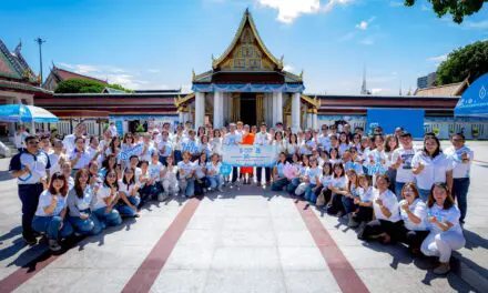  74 ปี กรุงเทพประกันชีวิต รวมพลังศรัทธา ใส่ใจพระพุทธศาสนา ณ วัดพระศรีรัตนมหาธาตุวรมหาวิหาร จ.พิษณุโลก