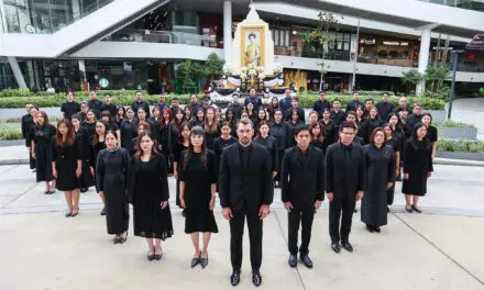 ศูนย์การค้าเมกาบางนา ร่วมถวายความอาลัยแด่  สมเด็จพระนางเจ้าสิริกิติ์ พระบรมราชินีนาถ พระบรมราชชนนีพันปีหลวง