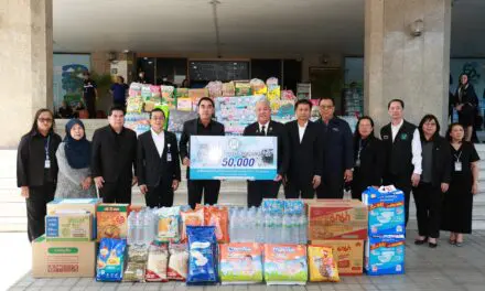 การเคหะแห่งชาติรับมอบสิ่งของธารน้ำใจ จากชุมชนต่าง ๆ ช่วยเหลือผู้ประสบภัยภาคใต้