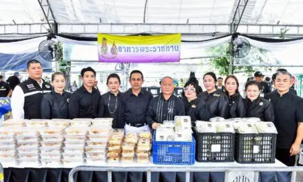 สภาสังคมสงเคราะห์ฯ จัดโครงการ “น้ำพระทัย พระราชทาน” รวมพลังเชฟ–จิตอาสา–ศิลปิน ร่วมปรุงอาหาร ถวายความอาลัยแด่พระบรมราชชนนีพันปีหลวง