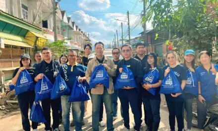 BAM นำทัพผู้บริหาร พนักงาน จิตอาสา ลงพื้นที่ร่วมส่งต่อพลังใจ  มอบถุงยังชีพ 2,000 ชุด ช่วยเหลือผู้ประสบภัยน้ำท่วมภาคใต้