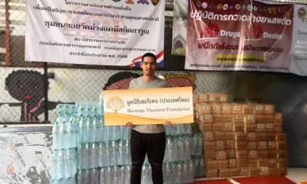 มูลนิธิเฮอริเทจ (ประเทศไทย) ผนึกกำลัง สมาคมกู้ชีพบัวเพชร ส่งมอบเรือกู้ภัย น้ำดื่มและน้ำนมข้าวโอ๊ตแบรนด์ลัฟ ช่วยผู้ประสบอุทกภัยใหญ่ อ. หาดใหญ่ จ. สงขลา