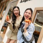 เมกาบางนาต้อนรับเทศกาลคริสต์มาส กับแคมเปญ “MEGA CHRISTMAS SPECIALS” มอบของขวัญสุดพิเศษให้สมาชิกเมกา สไมล์ รีวอร์ดส แลกรับฟรี! 12 เมนูอร่อย  วันนี้ – 31 ธ.ค. 68 ที่เมกาบางนาเท่านั้น