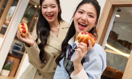 เมกาบางนาต้อนรับเทศกาลคริสต์มาส กับแคมเปญ “MEGA CHRISTMAS SPECIALS” มอบของขวัญสุดพิเศษให้สมาชิกเมกา สไมล์ รีวอร์ดส แลกรับฟรี! 12 เมนูอร่อย  วันนี้ – 31 ธ.ค. 68 ที่เมกาบางนาเท่านั้น