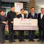 “สุเทพ พันธุ์เพ็ง” รับมอบพระเกี้ยวองค์จำลอง ในโอกาสผู้บริจาคเงินสนับสนุนสภากาชาดไทย