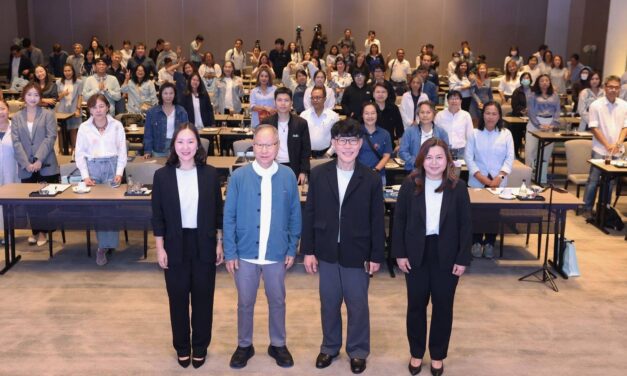 ปี 2568 BKIH โดดเด่น ทำกำไรสุทธิกว่า 3,135 ล้านบาท เพิ่มขึ้นกว่า 2.2% พร้อมจ่ายเงินปันผลรวมทั้งปีหุ้นละ 17.50 บาท จากผลประกอบการที่เติบโตขึ้นอย่างแข็งแกร่งและทำลายสถิติของกรุงเทพประกันภัย พร้อมประกาศทิศทางปี 2569 ตั้งเป้าเบี้ยฯ 32,600 ล้านบาท เติบโต 4% ยกระดับการบริการด้วยเทคโนโลยี พัฒนาผลิตภัณฑ์ที่ตอบโจทย์ไลฟ์สไตล์ ครอบคลุมทุกกลุ่มเป้าหมาย