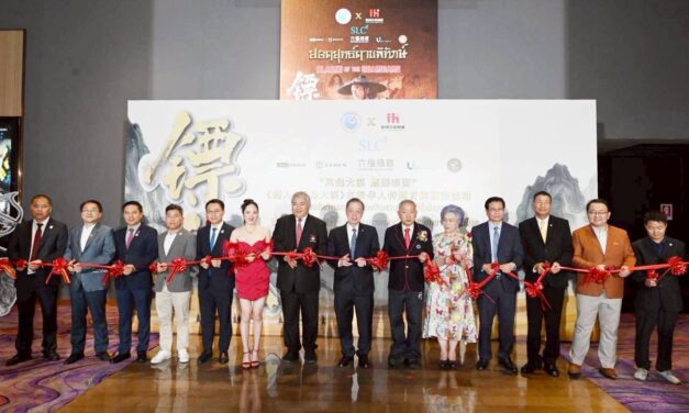 กระหึ่มกรุงเทพ! “Blades of The Guardians : ยอดยุทธ์ดาบพิทักษ์” จุดกระแสหนังจอมยุทธ์จีน ผู้ชมนับพันแห่ร่วมรอบพิเศษ