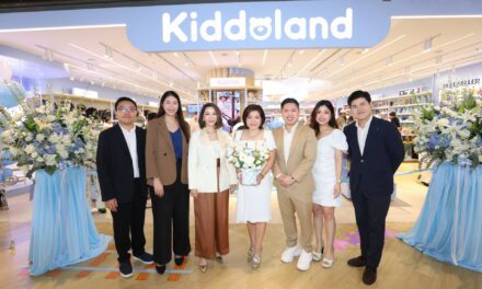 กรุงเทพประกันชีวิต ร่วมแสดงความยินดี ในพิธีเปิด Kiddoland Flagship Store Grand Opening at CentralWorld